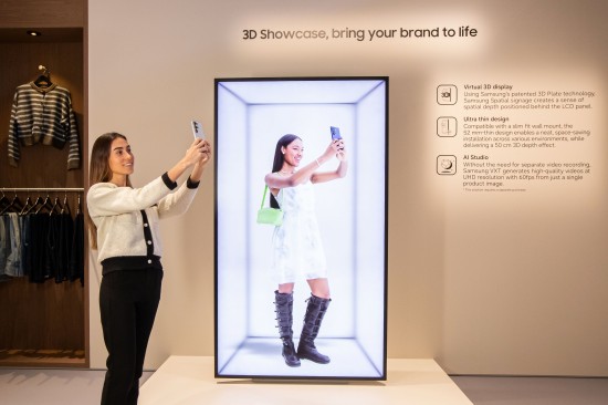Samsung unveils glasses-free 3D digital signage globally at ISE 2026, leading a new direction in immersive commercial displays.(图1) Samsung unveils glasses-free 3D digital signage globally at ISE 2026, leading a new direction in immersive commercial displays.(图1)